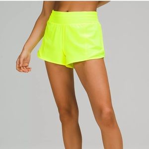 Hotty Hot High-Rise Short 2.5" 
Online Only